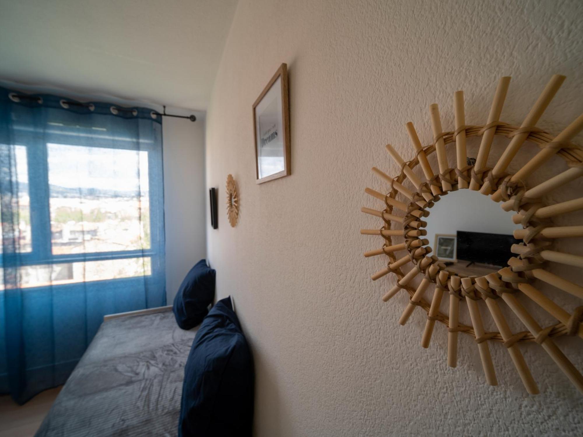 Apartment Equipe A 6min De La Gare St Charles Marseilles
